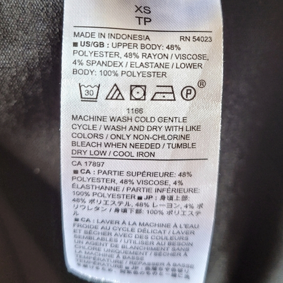 🌵2/$25🌵XS LuxeSpun Sleeveless Knit Top - Banana Republic - Picture 4 of 5